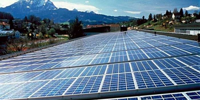 L energia del sole per un mondo meno inquinato e piu sicuro